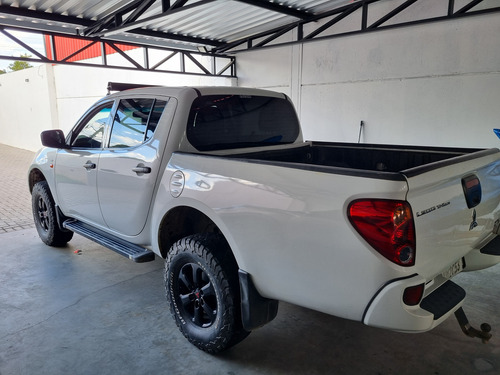 Mitsubishi L200 3.2 Triton Gl Cab. Dupla 4x4 4p