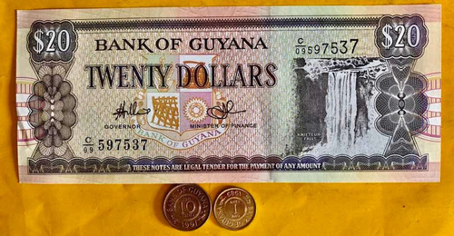 1 Billete 20 Dólares Y 2 Monedas Del País Guyana
