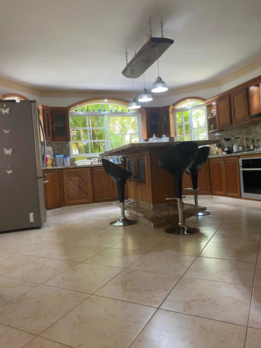 Imagen 8 de 11 de Vendo Villa En Juan Dolio En Metro Country Club A Poco Min