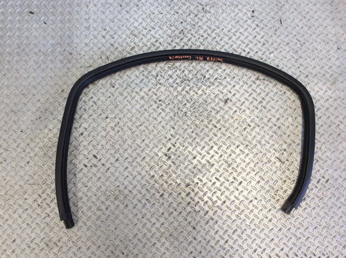 Hule Carroceria Trasero Izquierdo Suzuki Swift Mod 09-11 (Usado)