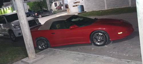 Pontiac Firebird Trans Am 1998 5.7 Automático Convertible