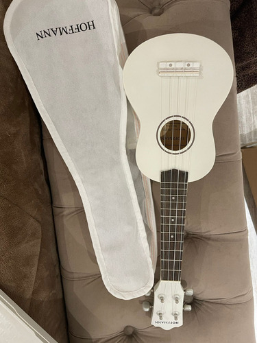 Ukelele Soprano Hoffman Blanco Mate Funda Nuevo! Blanco (Usado)