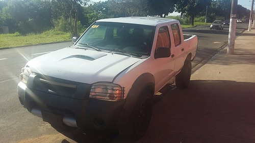 Imagem 2 de 14 de Peças Para Sucata De Nissan/frontier 4x4 Motor, Cambio, Lata