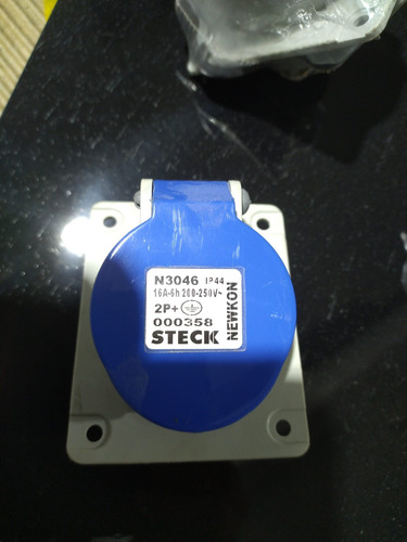 Toma Enchufe Industrial 2p+t 16a 220 V Azul N3046 Steck Azul