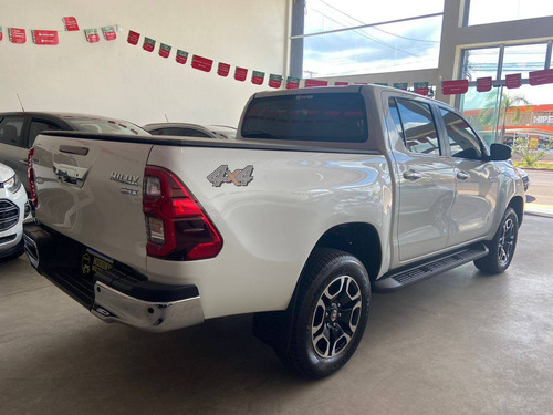 Imagem 5 de 9 de Toyota Hilux 2.8 D-4d Turbo Diesel Cd Srx 4x4 Automático