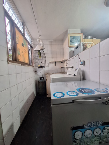 En Venta Apartamento Ubicado En Los Teques.bloque 15. Jmus
