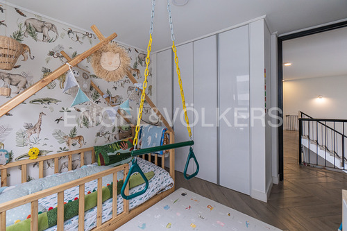 Moderno Duplex 3d - Las Violetas/ricardo Lyon