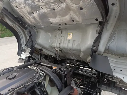 Como Nueva Chevrolet Nqr 2023 Furgon Carga Seca Con 30.000km