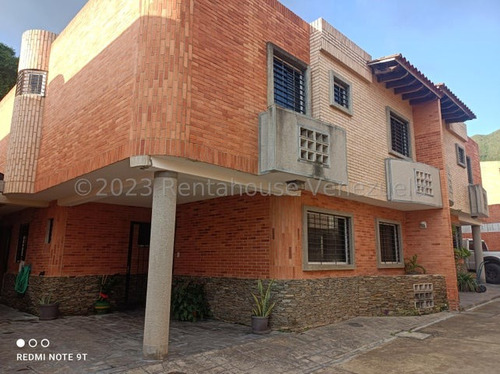 Townhouse Venta  Piedra Pintada  Valencia Carabobo Leida Falcon 24-2492 Lf