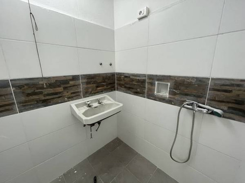 Venta De Padron Con Cuatro Casas En La Teja.