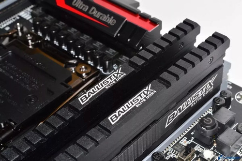 Imagen 4 de 6 de Memoria Ram Pc Ddr4 Crucial Ballistix 8gb 3200mhz For Gamer