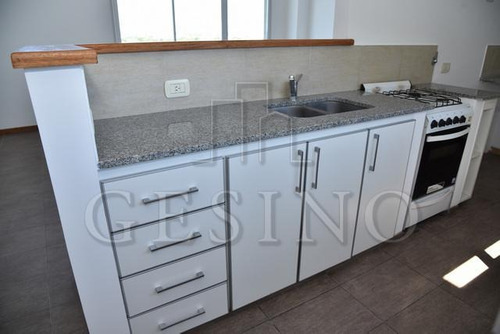 Imagen 6 de 20 de Departamento - La Plata