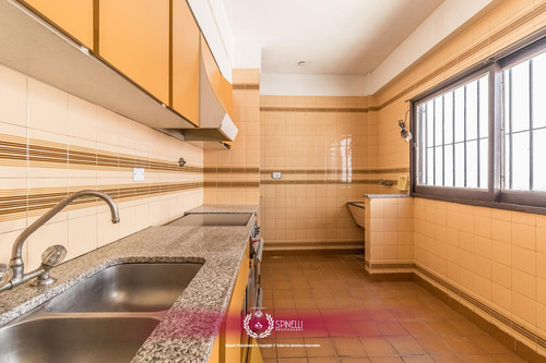 Venta Casa 4 Ambientes Local 246m² Construidos Sobre Terreno De 95m² Usaa 821m² Vendibles