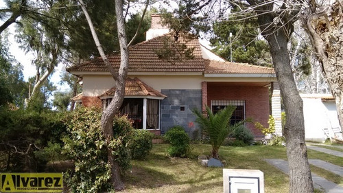 Venta Casa En Costa Chica A 3 Cuadras Del Mar