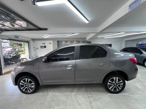 Renault Logan Intens Mt 2023