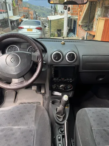 Renault Logan 1.6 Dynamique