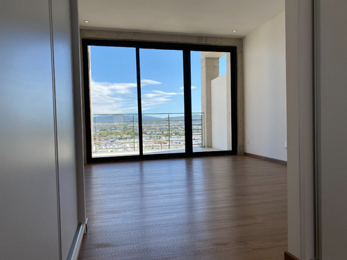 Nuevo Penthouse De Dos Niveles En Renta, Juriquilla, Qro. Am