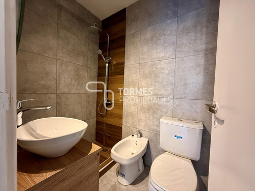 Venta Departamento 1 Ambiente Con Patio A Metros Del Mar, Plaza Colón, Mar Del Plata