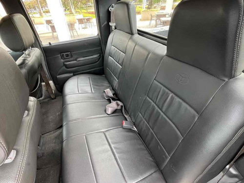 Toyota Hilux 3.0 SRV 4X2 CD 8V DIESEL 4P MANUAL