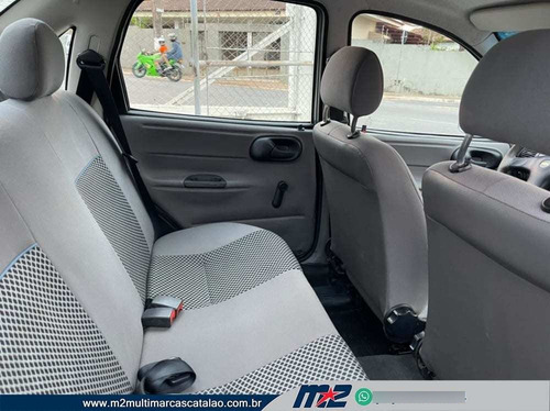 Imagem 8 de 9 de Chevrolet Classic Ls 1.0 Vhc Flexp. 4p Flex 2011