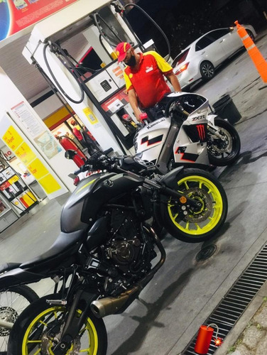 Kawasaki Zxr250