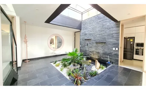 Vendo Casa En El Poblado, San Lucas