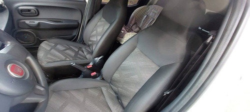 Imagem 11 de 14 de Fiat Mobi 1.0 Firefly Flex Drive Manual