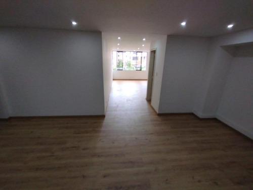 Imagen 5 de 12 de Oficina En Arriendo En Bogotá Chico Reservado. Cod 104597