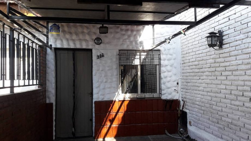 Oportunidad - Duplex De 2 Ambientes Con Cochera En Venta - Moron Sur