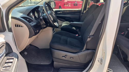 Dodge Grand Caravan 3.7 Sxt At