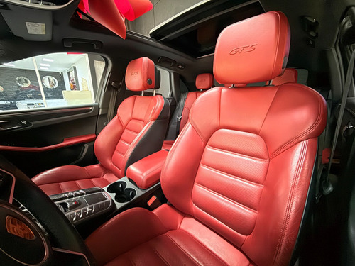 Porsche Macan Gts
