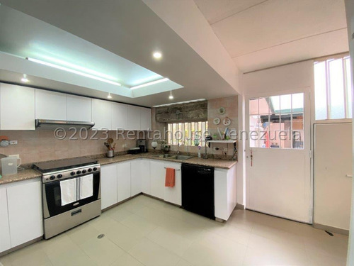 Ana Torres. Casa En Venta 249447 En El Cafetal