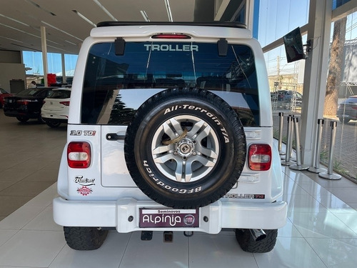 Imagem 10 de 11 de Troller T4 3.0 4x4 Teto Rigido