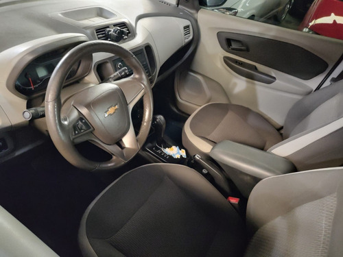 Imagem 4 de 12 de Spin Lt 1.8 Flex Automatica 2014 Preta Completo 5 Lugares