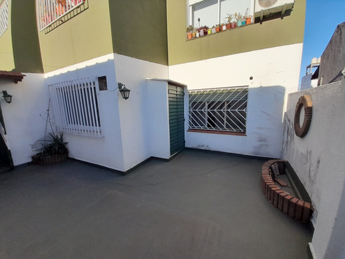 Ph 3 Amb Al Frente Patrón 7100, Balcón, Patio, Entrada De Servicio, Espacio Guarda Coche Y Baulera