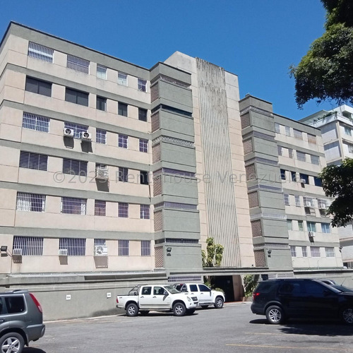 Apartamento En Alquiler Chuao #24-27205 K.f