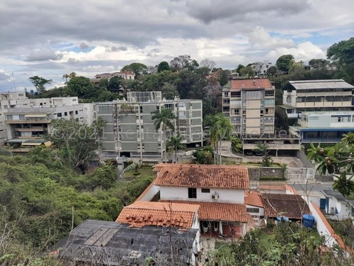 Imagen 2 de 15 de Venta De Impecable Casa En Cumbres De Curumo / Ofc 21-25808