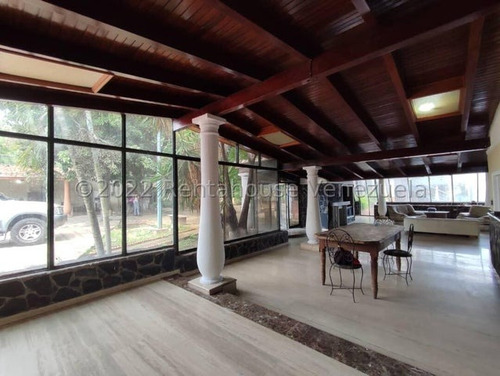 Gbf 25-6957 Villa De Cura Vendo Espectacular Casa Con Terreno Y Todas Sus Comodidades Invierta Ya Comunicate Conmigo.