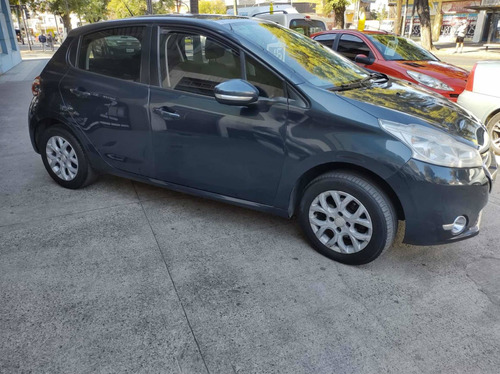 Imagen 2 de 9 de Peugeot 208