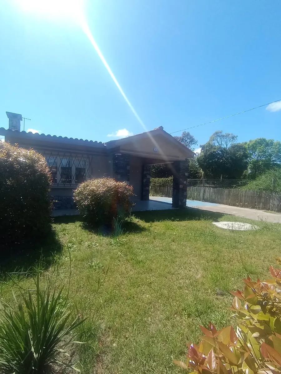 Alquiler Casa 3 Dormitorios 2 Baños En Las Toscas Sur · Foto 2