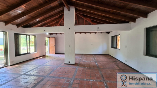 Oportunidad Retasada !! Barrio San Francisco , Calle Tchaicovsky, Parque Udaondo, Del Viso. 3 Dorm