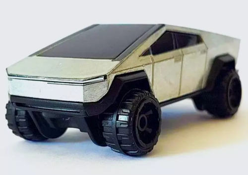 Hot Wheels Tesla Cybertruck Hw Rolling Metal Color Plateado