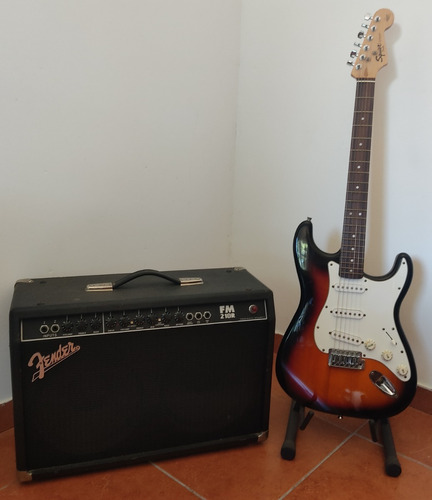 Guitarra Eléctrica Fender + Amplificador Fender