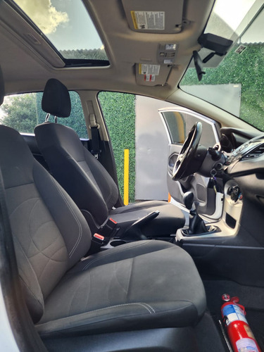 Ford Fiesta Kinetic 1.6 Sedan Se Plus 120cv