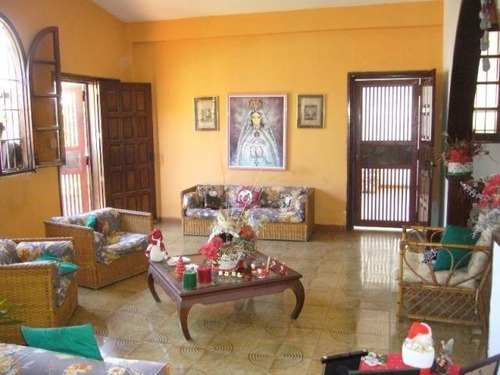 Imagen 3 de 14 de Bella Y Cómoda Casa En Costa Azul. Flexmls 21-18811