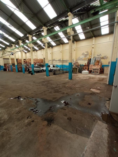 Imagen 3 de 30 de Gran Deposito Con Oficinas , 1100 M2 Proximo Al Puerto Con Renta De U$s 3500 !!