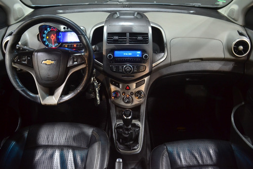 Imagen 12 de 14 de Chevrolet Sonic 1.6 Ltz Mt 2012