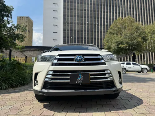 Toyota Highlander Hybrid 4x4 2019 Motor 3.500 Kilometraje: