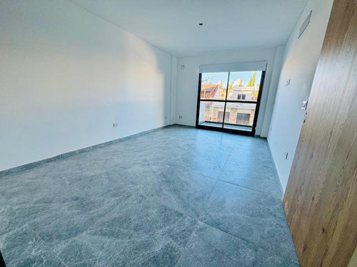 Departamento En Venta 3 Ambientes Ramos Mejía, Balcón Con Parrilla