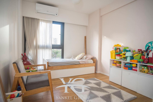 Departamento De 4 Ambientes Con Cochera En Villa Crespo